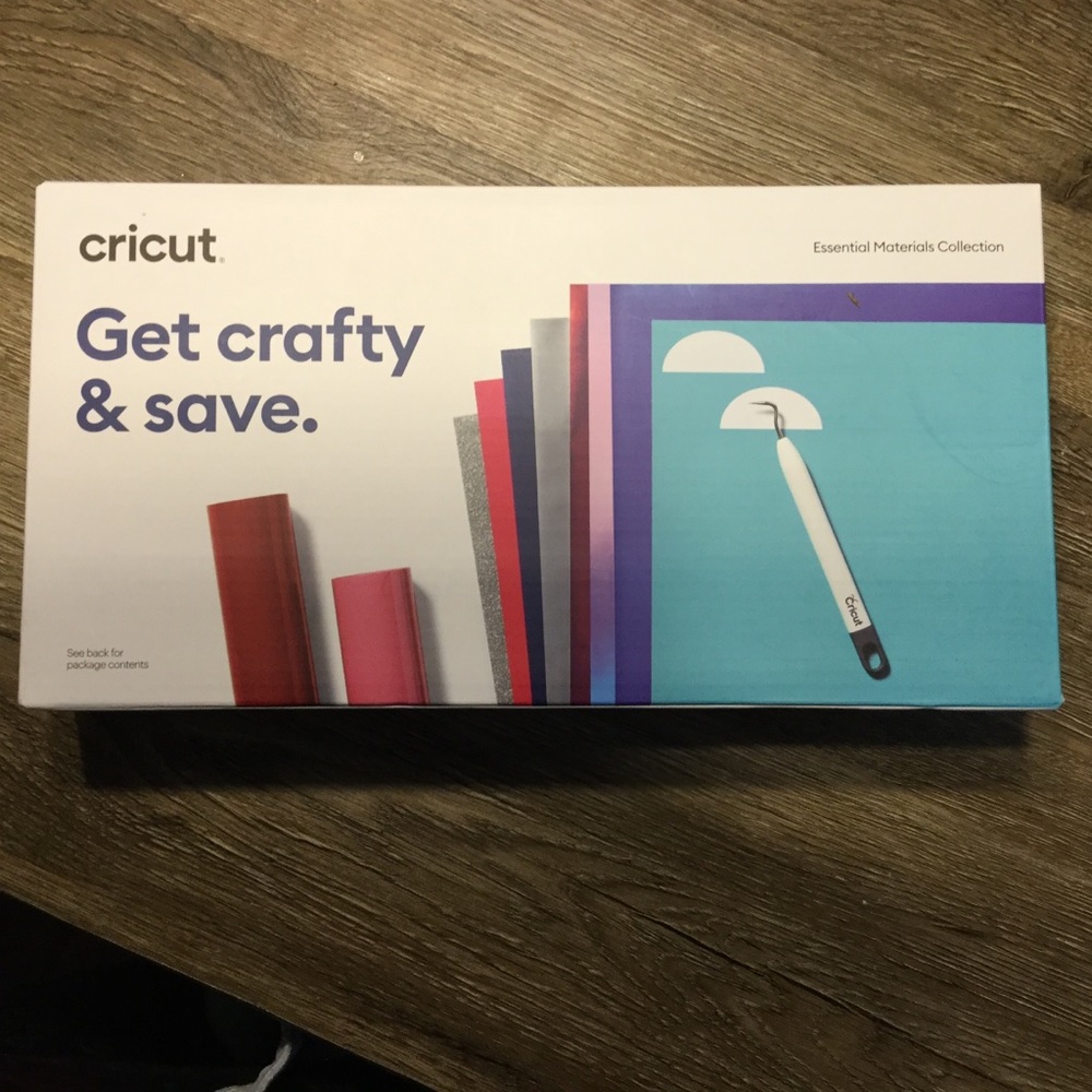 Cricut Essentials Bundle